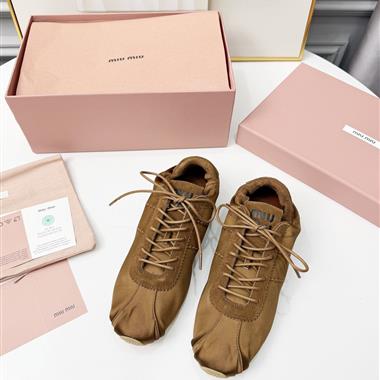 MIUMIU   2026新款女生休閒時尚鞋子