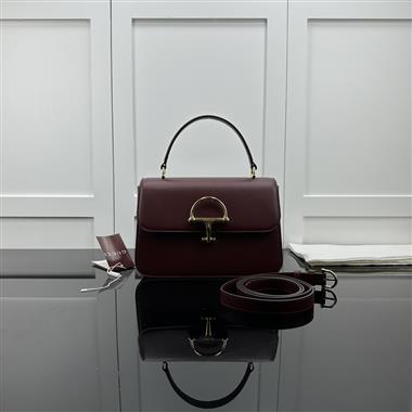 GUCCI  2026新款女生時尚皮夾 尺寸：22.5*16*9CM