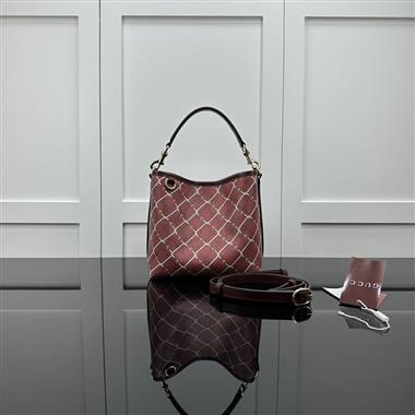 GUCCI  2026新款女生時尚皮夾 尺寸：19*18*11CM