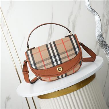 BURBERRY   2025新款女生時尚包包   尺寸：24.5x8x 18CM