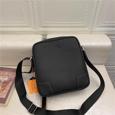 HERMES   2026新款男生時尚包包 尺寸：27-25-6CM