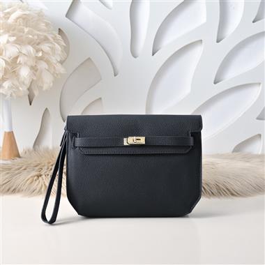 HERMES   2026新款男生時尚包包 尺寸：25*18*5CM