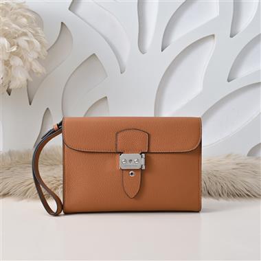 HERMES   2026新款男生時尚包包 尺寸：24*16*4CM