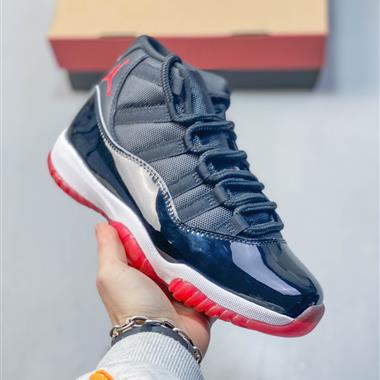 Nike Air Jordan 11 Retro "Space Jam" 籃球鞋