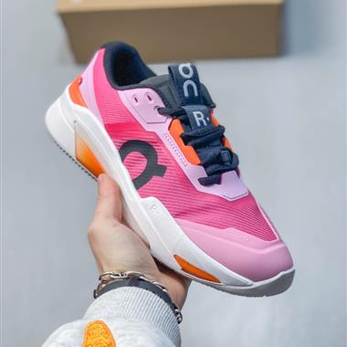 On 昂跑The Roger Pro Fire 休閒運動鞋