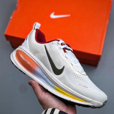 Nike Air Zoom Vomero 18 GTX 登月18 緩震休閒跑鞋