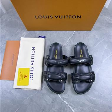LOUIS VUITTON    2026新款男生休閒時尚鞋子