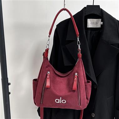 ALO   2026新款時尚休閒包   尺寸：28*24*11CM