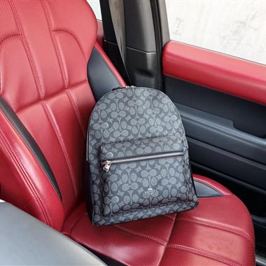 COACH  2026新款男生時尚包包 尺寸：30x37x13CM