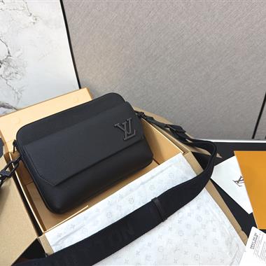LOUIS VUITTON   2026新款男生時尚包包 尺寸：18*23CM