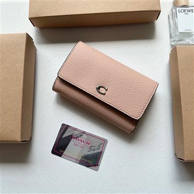 COACH  2026新款時尚包包 尺寸：15x10CM