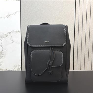 DIOR   2026新款男生時尚包包 尺寸：41 x 29CM