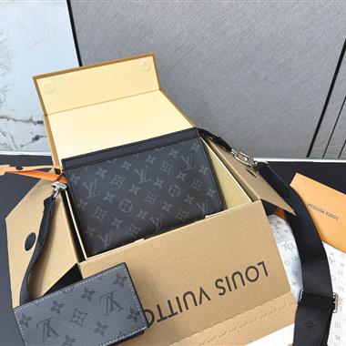 LOUIS VUITTON   2026新款男生時尚包包 尺寸：22*14CM