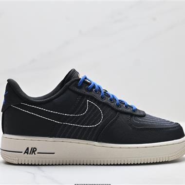 NIKE AIR FORCE 1‘07 