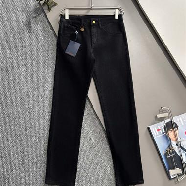 LouisVuitton   2026夏季新款休閒牛仔褲