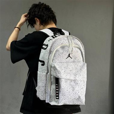 NIKE   2026新款時尚休閒包  尺寸：48*28*15CM