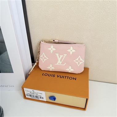 LOUIS VUITTON   2026新款時尚包包  尺寸：12*7CM