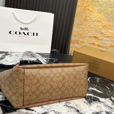COACH   2026新款女生時尚包包  尺寸：33*25CM