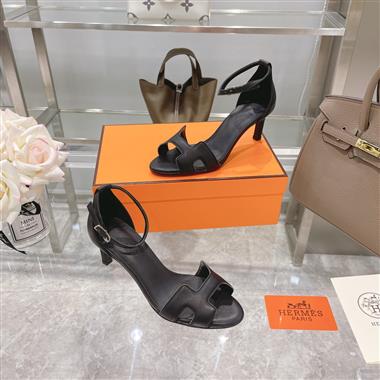 HERMES   2026新款女生休閒時尚鞋子