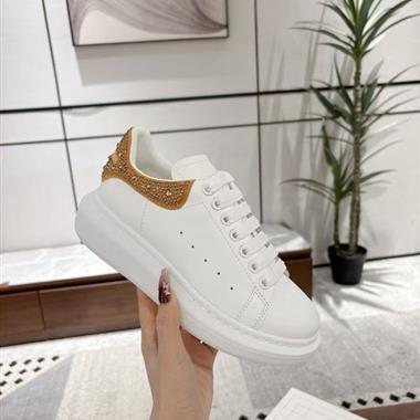 MCQUEEN   2026新款男生休閒時尚鞋子