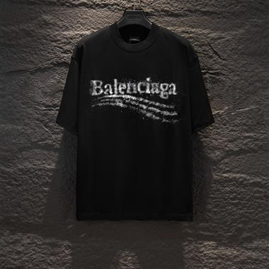 Balenciaga   2026夏季新款短袖T恤  尺寸偏大