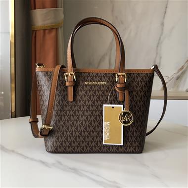 MICHAEL KORS  2026新款時尚包包  尺寸：23*19*11CM