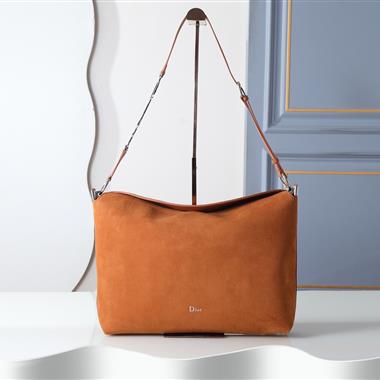 DIOR  2026新款女生時尚包包  尺寸：42*30*10CM