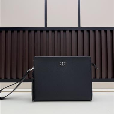 DIOR   2026新款女生時尚包包  尺寸：25x20x6CM