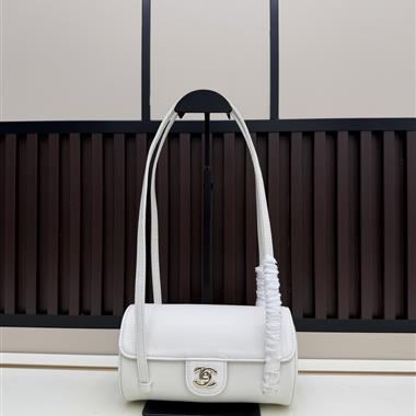 2026新款女生時尚包包  尺寸：20*10CM