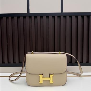 HERMES   2026新款女生時尚包包  尺寸：19CM