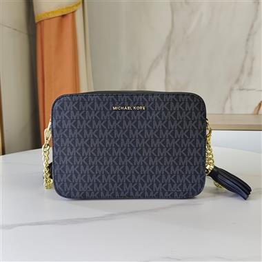 MICHAEL KORS  2026新款女生時尚包包  尺寸：24-16.5-8CM
