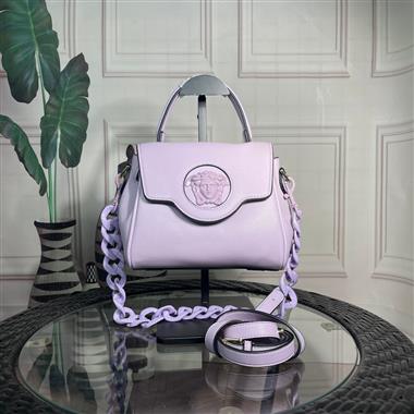 VERSACE   2026新款女生時尚包包  尺寸：20-10-17CM