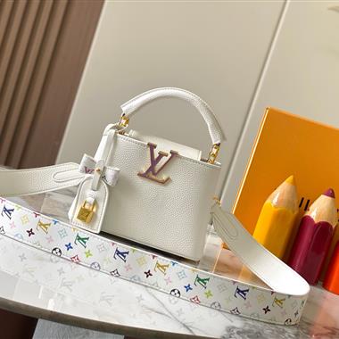 LOUIS VUITTON  2026新款女生時尚包包  尺寸：21×14×8CM