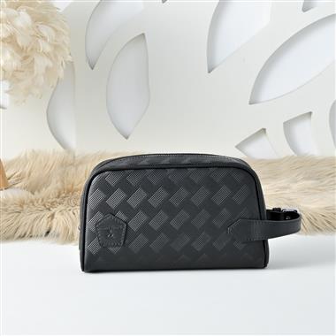 Montblanc   2026新款男生時尚包包 尺寸：23*14*6CM