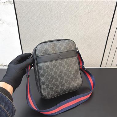 GUCCI   2026新款男生時尚包包 尺寸：23*27CM