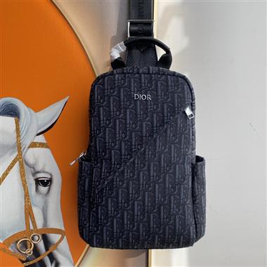 DIOR   2026新款男生時尚包包 尺寸：29*6.5*17CM