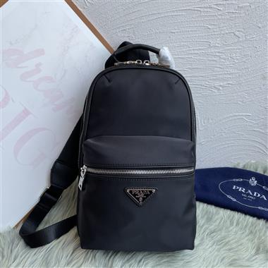 PRADA   2026新款男生時尚包包 尺寸：31*18*5.5CM