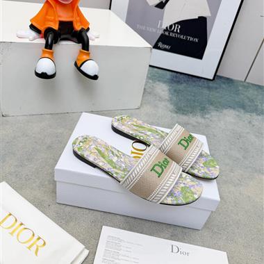 DIOR   2026新款女生休閒時尚鞋子
