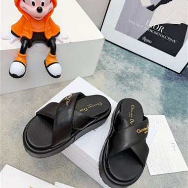 DIOR   2026新款女生休閒時尚鞋子