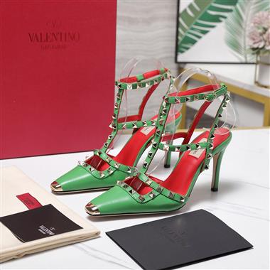 Valentino    2026新款女生休閒時尚鞋子