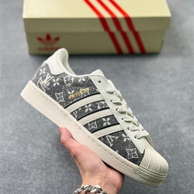 CLOT x Adidas  Originals Superstar 