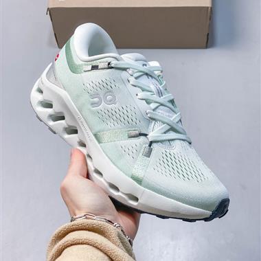 On 昂跑 Cloudsurfer 2訓練型緩震 防滑透氣 低幫輕量跑步鞋