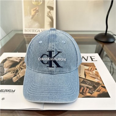 Calvin Klein   2026新款時尚帽子