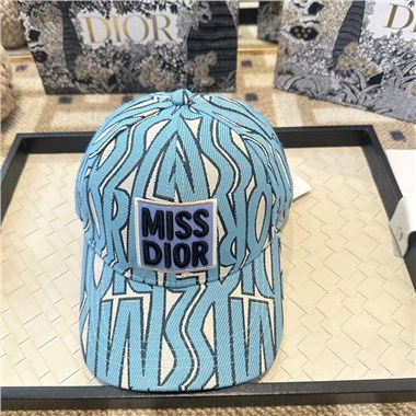 DIOR   2026新款時尚帽子