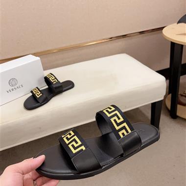 VERSACE    2026新款男生休閒時尚鞋子