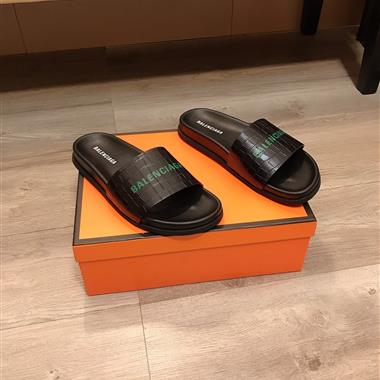 Balenciaga   2026新款男生休閒時尚鞋子