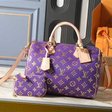 LOUIS VUITTON    2026新款女生時尚包包 尺寸：32*22.5*18CM
