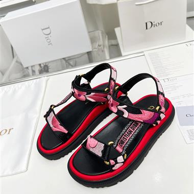 DIOR    2026新款女生休閒時尚鞋子
