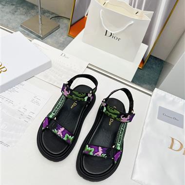 DIOR    2026新款女生休閒時尚鞋子