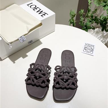 LOEWE    2026新款女生休閒時尚鞋子